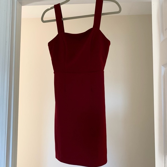 ‼️Last chance by Feb 5‼️ Cute mini dress with tie back - Picture 1 of 3